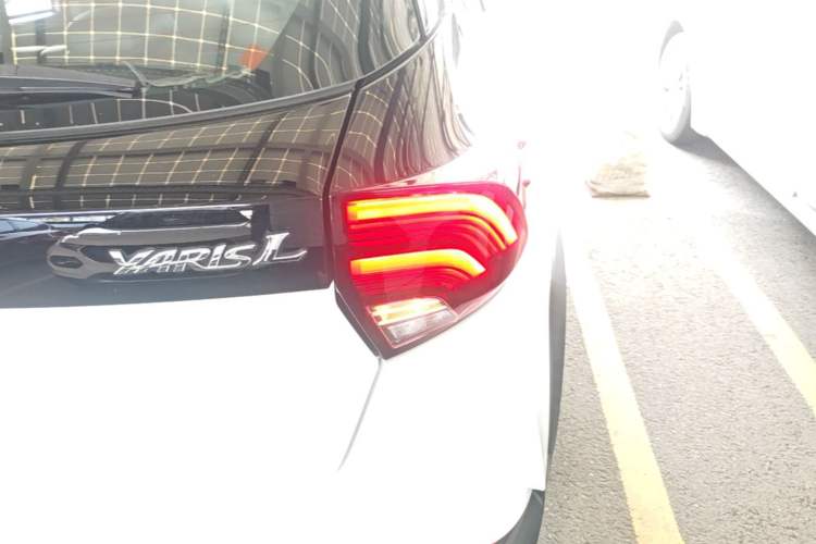 Used Toyota YARiS L Zhi Xuan 2021 X-Trail 1.5L CVT Leading Edition Right Rear Taillight