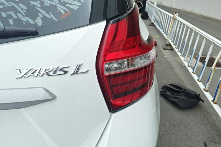 Used Toyota YARiS L Zhi Xuan 2021 1.5L CVT Leading Edition Right Rear Taillight