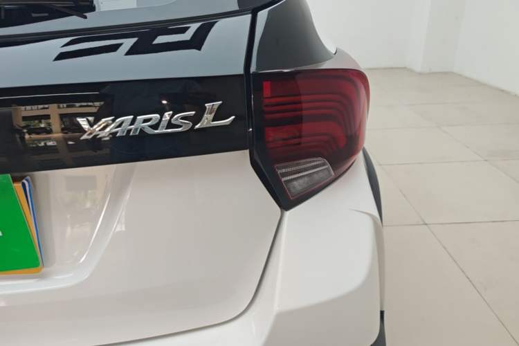 Used Toyota YARiS L Zhi Xuan 2021 X-Trail 1.5L CVT Leading Edition Right Rear Taillight