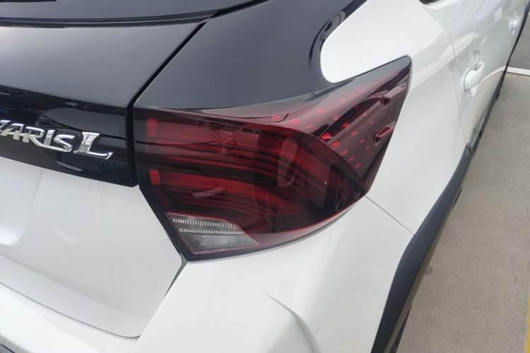 Used Toyota YARiS L Zhi Xuan 2021 X-Trail 1.5L CVT Luxury Edition Right Rear Taillight