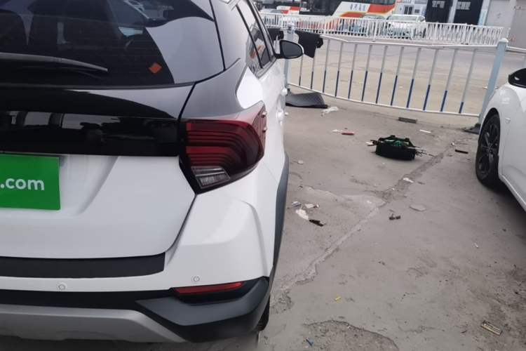 Used Toyota YARiS L Zhi Xuan 2021 X-Trail 1.5L CVT Leading Edition Right Rear Taillight