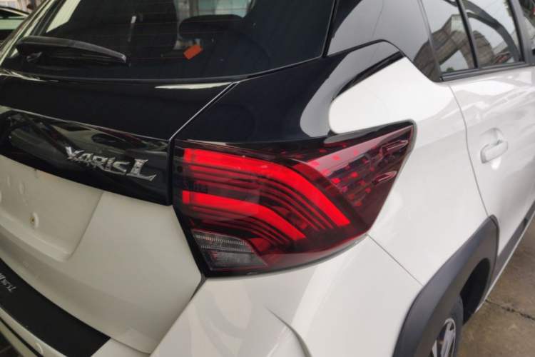 Used Toyota YARiS L Zhi Xuan 2021 X-Trail 1.5L CVT Leading Edition Right Rear Taillight