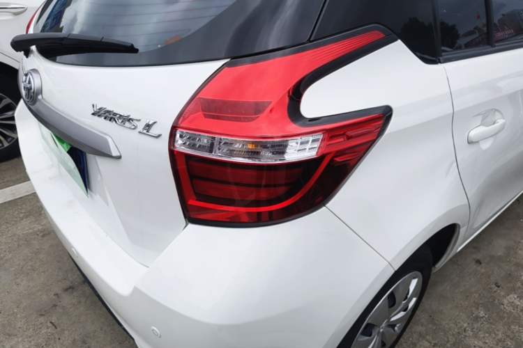 Used Toyota YARiS L Zhi Xuan 2021 1.5L CVT Leading Edition Right Rear Taillight