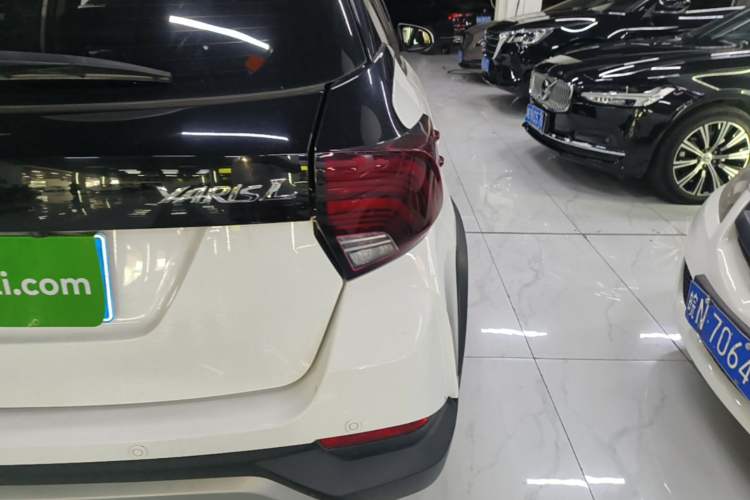 Used Toyota YARiS L Zhi Xuan 2021 X-Trail 1.5L CVT Leading Edition Right Rear Taillight
