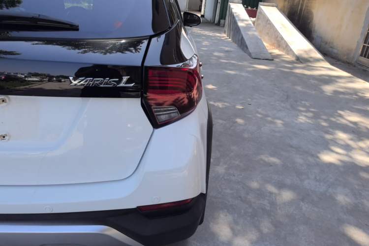 Used Toyota YARiS L Zhi Xuan 2021 X-Trail 1.5L CVT Leading Edition Right Rear Taillight
