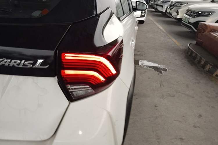 Used Toyota YARiS L Zhi Xuan 2021 X-Trail 1.5L CVT Leading Edition Right Rear Taillight