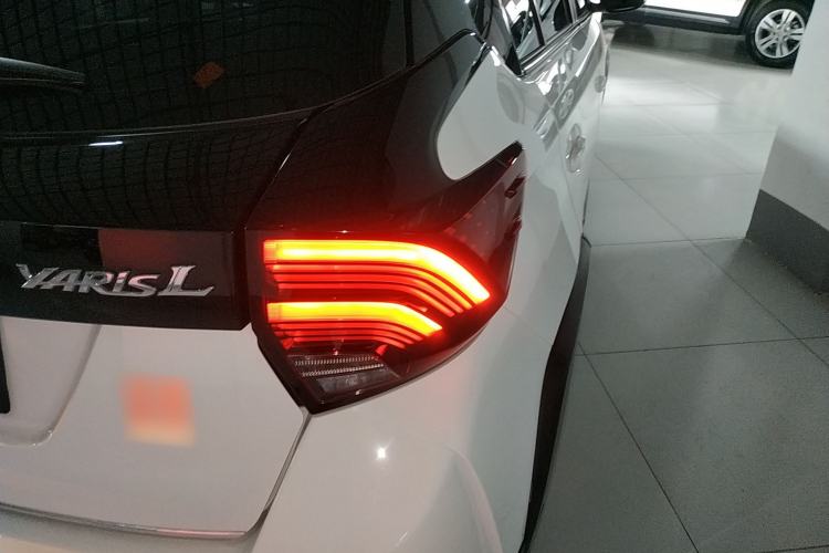 Used Toyota YARiS L Zhi Xuan 2021 X-Trail 1.5L CVT Leading Edition Right Rear Taillight