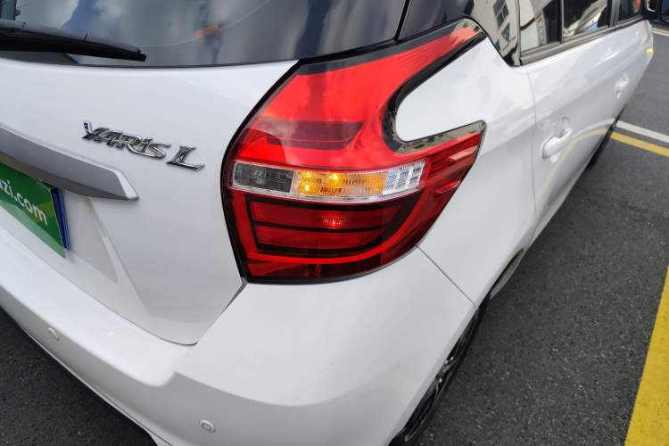 Used Toyota YARiS L Zhi Xuan 2021 1.5L CVT Leading Edition Right Rear Taillight