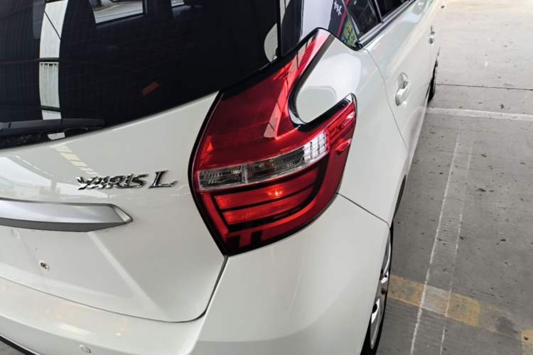 Used Toyota YARiS L Zhi Xuan 2021 1.5L CVT Leading Edition Right Rear Taillight