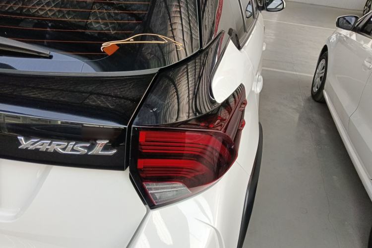 Used Toyota YARiS L Zhi Xuan 2021 X-Trail 1.5L CVT Leading Edition Right Rear Taillight