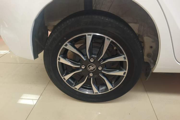 Used Toyota YARiS L Zhi Xuan 2021 1.5L CVT Leading Edition Right Rear Wheel Hub