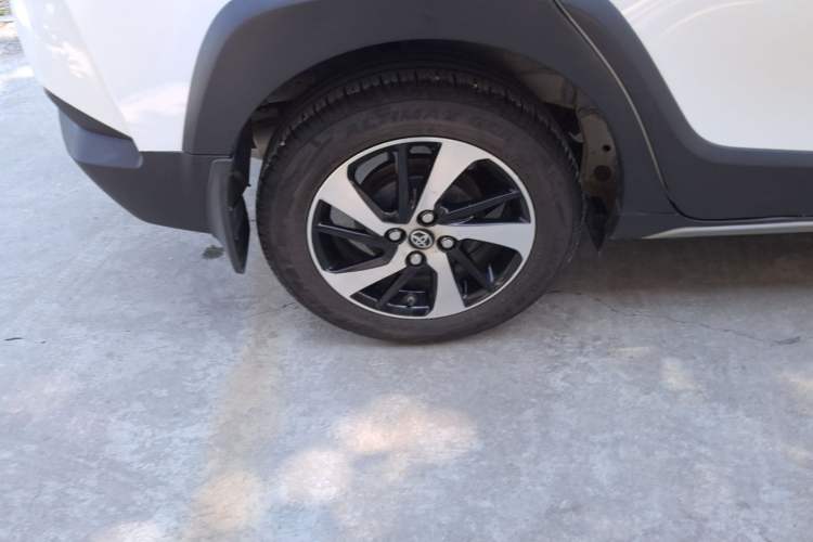 Used Toyota YARiS L Zhi Xuan 2021 X-Trail 1.5L CVT Leading Edition Right Rear Wheel Hub