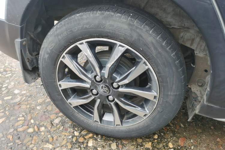 Used Toyota YARiS L Zhi Xuan 2021 X-Trail 1.5L CVT Luxury Edition Right Rear Wheel Hub