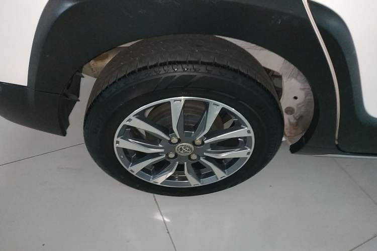 Used Toyota YARiS L Zhi Xuan 2021 X-Trail 1.5L CVT Leading Edition Right Rear Wheel Hub