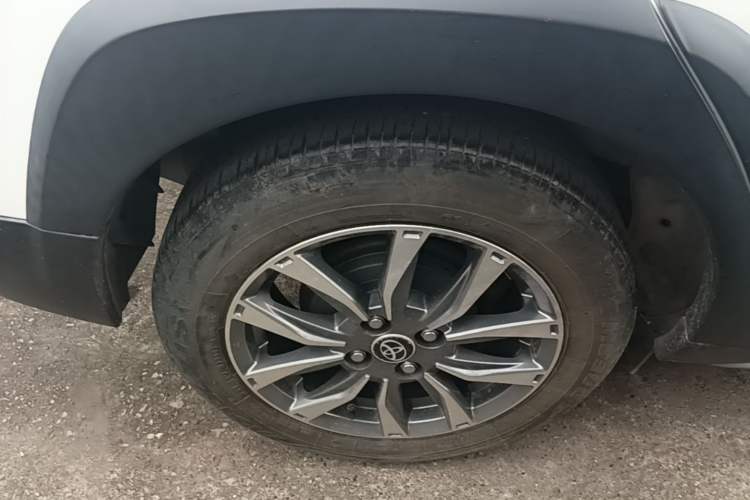 Used Toyota YARiS L Zhi Xuan 2021 X-Trail 1.5L CVT Leading Edition Right Rear Wheel Hub