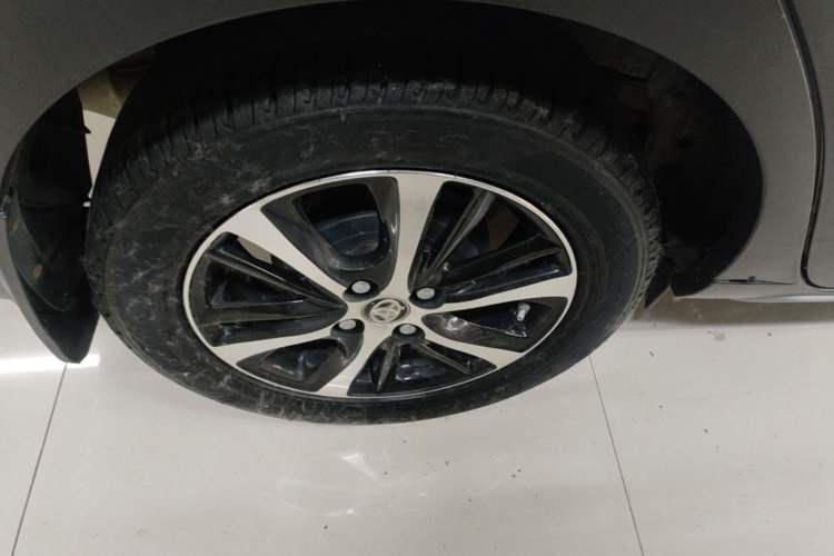 Used Toyota YARiS L Zhi Xuan 2021 X-Trail 1.5L CVT Leading Edition Right Rear Wheel Hub