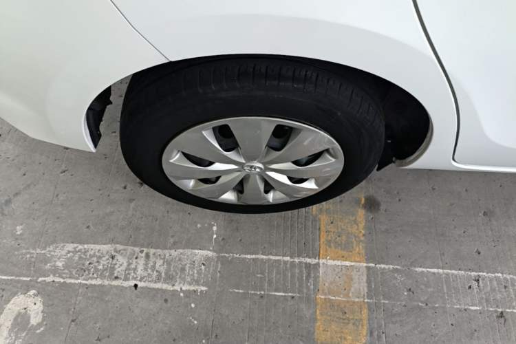 Used Toyota YARiS L Zhi Xuan 2021 1.5L CVT Leading Edition Right Rear Wheel Hub