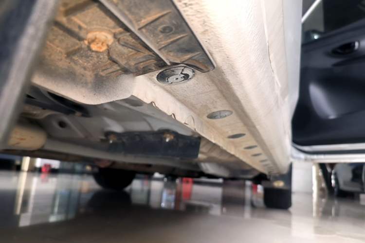 Used Toyota YARiS L Zhi Xuan 2021 1.5L CVT Leading Edition Right Side Sill