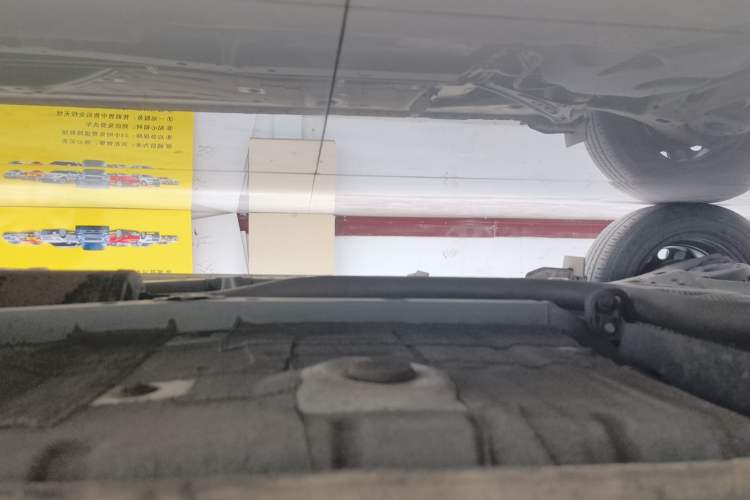 Used Toyota YARiS L Zhi Xuan 2021 1.5L CVT Leading Edition Right Side Sill