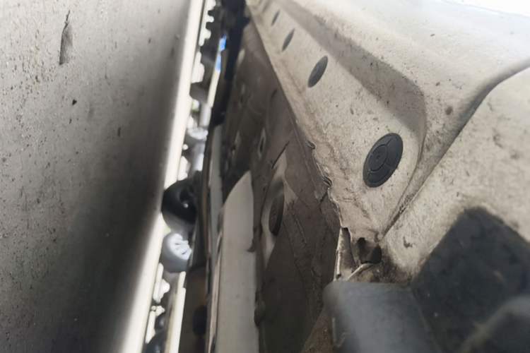 Used Toyota YARiS L Zhi Xuan 2021 1.5L CVT Leading Edition Right Side Sill