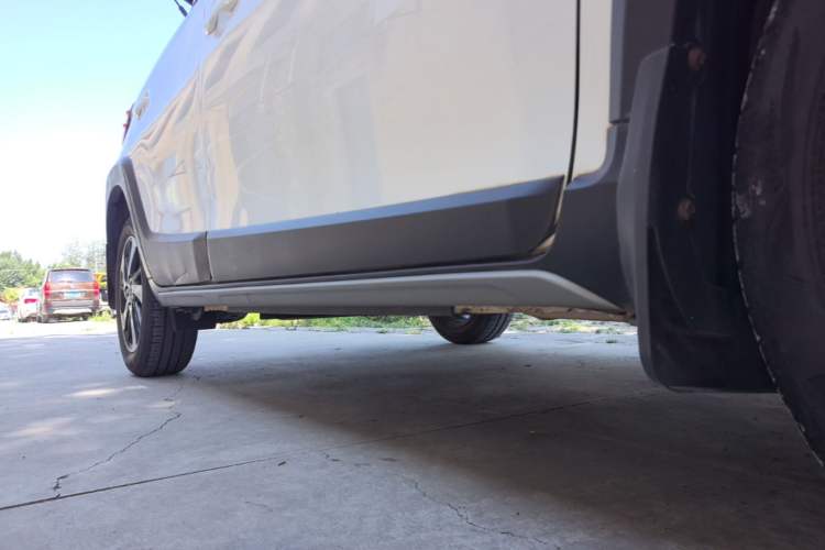 Used Toyota YARiS L Zhi Xuan 2021 X-Trail 1.5L CVT Leading Edition Right Side Sill