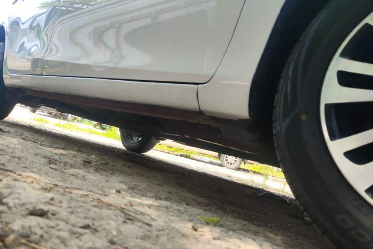 Used Toyota YARiS L Zhi Xuan 2021 1.5L CVT Leading Edition Right Side Sill
