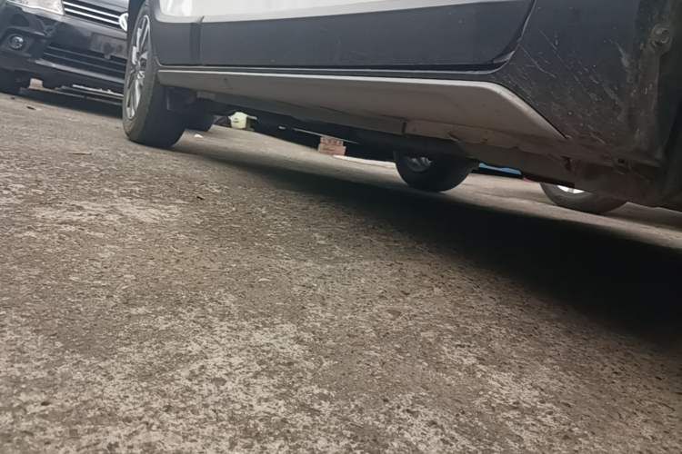 Used Toyota YARiS L Zhi Xuan 2021 X-Trail 1.5L CVT Leading Edition Right Side Sill