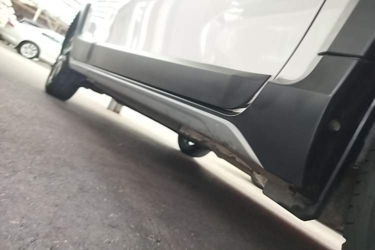 Used Toyota YARiS L Zhi Xuan 2021 X-Trail 1.5L CVT Leading Edition Right Side Sill