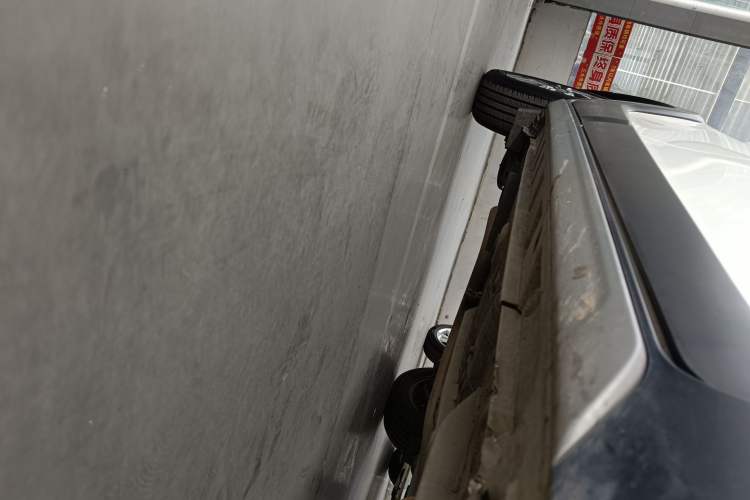 Used Toyota YARiS L Zhi Xuan 2021 X-Trail 1.5L CVT Leading Edition Right Side Sill