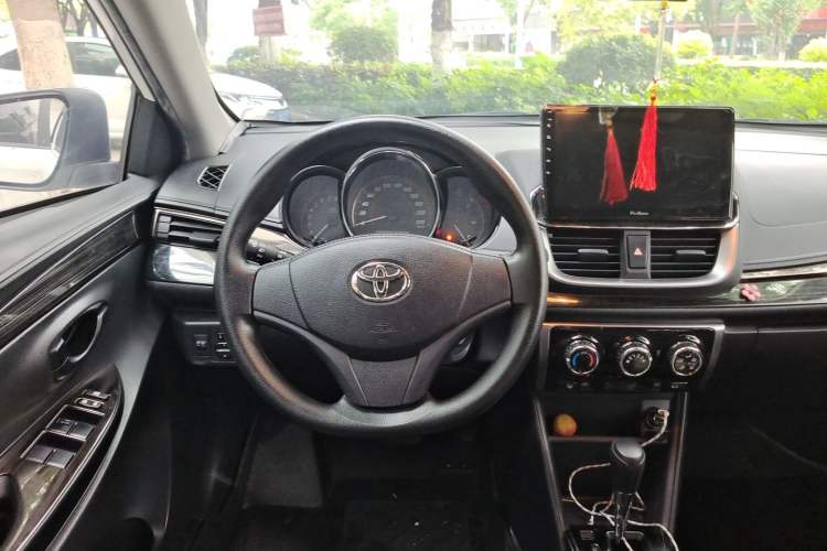 Used Toyota YARiS L Zhi Xuan 2021 X-Trail 1.5L CVT Leading Edition Steering Wheel
