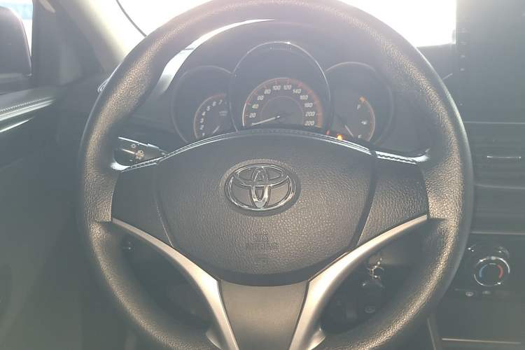Used Toyota YARiS L Zhi Xuan 2021 X-Trail 1.5L CVT Luxury Edition Steering Wheel