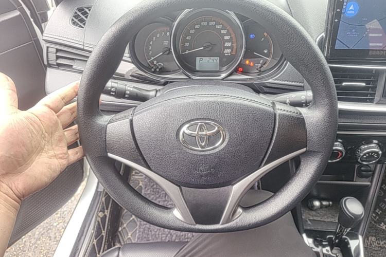 Used Toyota YARiS L Zhi Xuan 2021 X-Trail 1.5L CVT Luxury Edition Steering Wheel