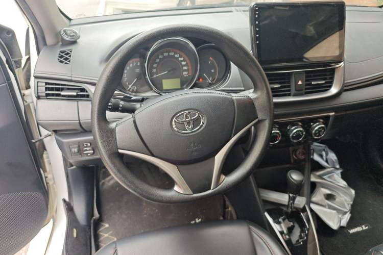 Used Toyota YARiS L Zhi Xuan 2021 X-Trail 1.5L CVT Luxury Edition Steering Wheel