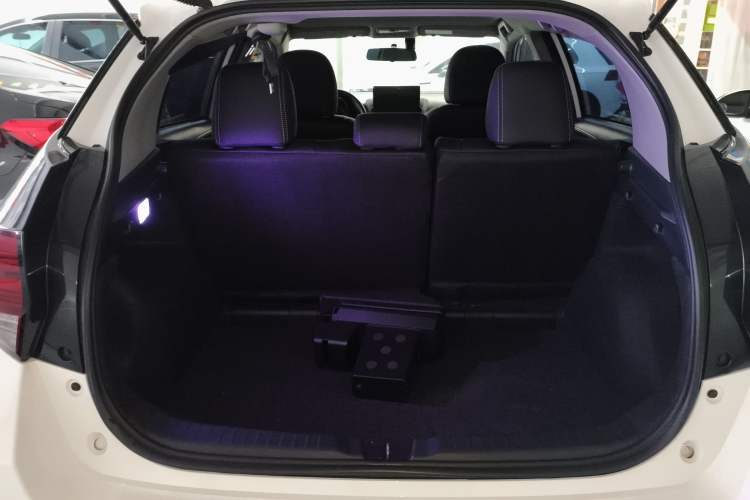 Used Toyota YARiS L Zhi Xuan 2021 X-Trail 1.5L CVT Leading Edition Trunk