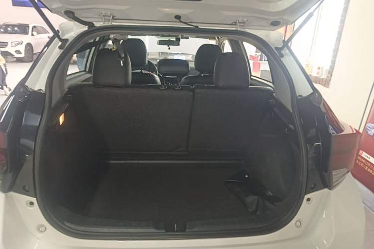 Used Toyota YARiS L Zhi Xuan 2021 X-Trail 1.5L CVT Leading Edition Trunk