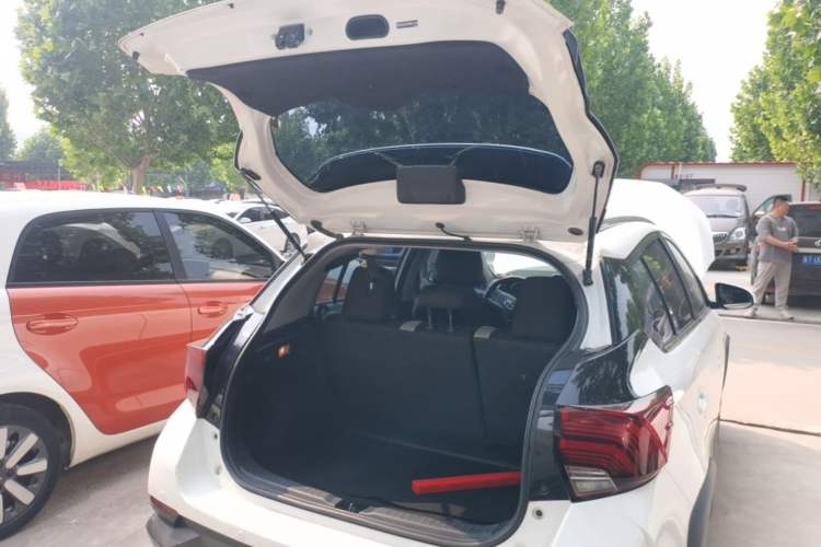 Used Toyota YARiS L Zhi Xuan 2021 X-Trail 1.5L CVT Leading Edition Trunk