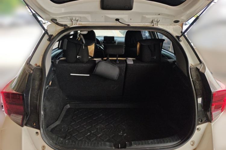 Used Toyota YARiS L Zhi Xuan 2021 X-Trail 1.5L CVT Leading Edition Trunk