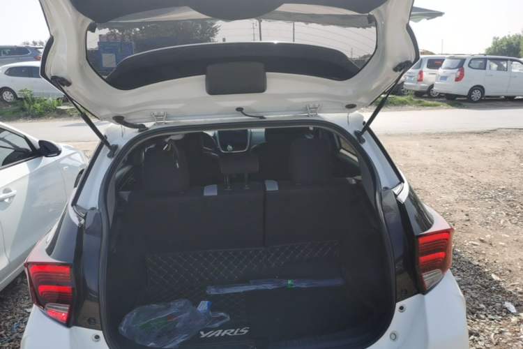 Used Toyota YARiS L Zhi Xuan 2021 X-Trail 1.5L CVT Leading Edition Trunk
