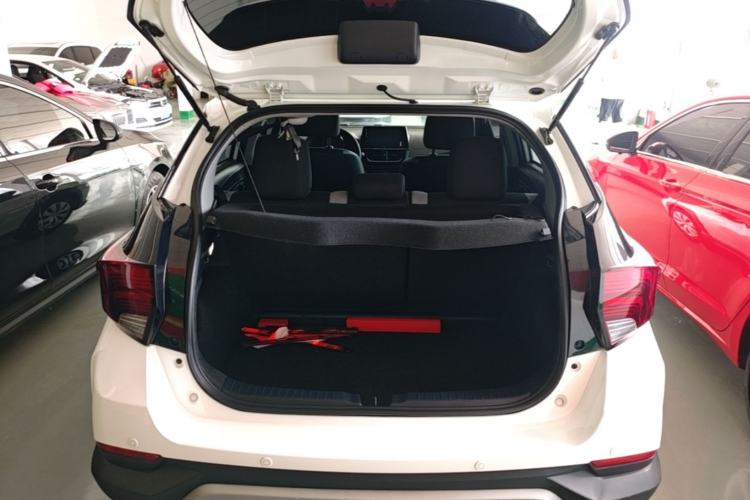 Used Toyota YARiS L Zhi Xuan 2021 X-Trail 1.5L CVT Leading Edition Trunk