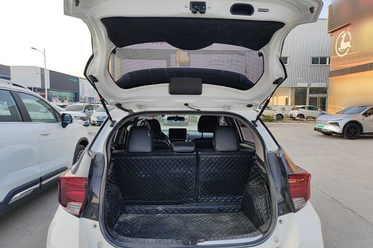 Used Toyota YARiS L Zhi Xuan 2021 X-Trail 1.5L CVT Leading Edition Trunk