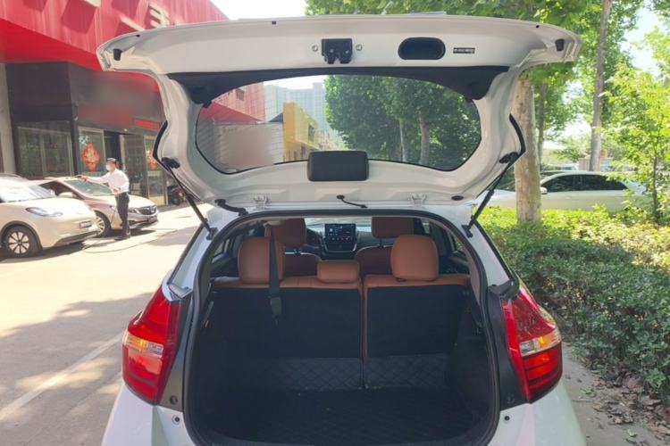 Used Toyota YARiS L Zhi Xuan 2021 1.5L CVT Leading Edition Trunk