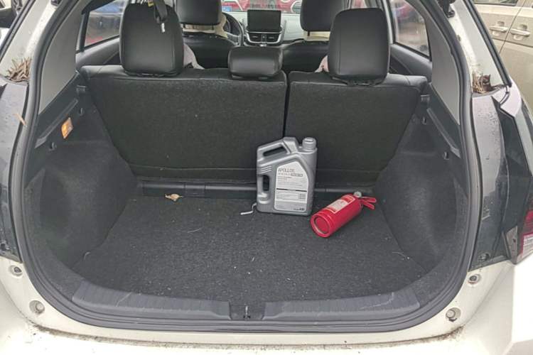 Used Toyota YARiS L Zhi Xuan 2021 X-Trail 1.5L CVT Leading Edition Trunk