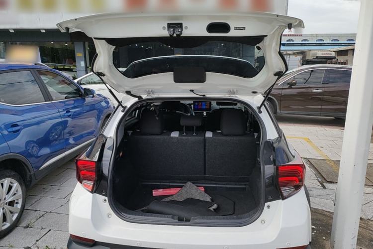 Used Toyota YARiS L Zhi Xuan 2021 X-Trail 1.5L CVT Leading Edition Trunk