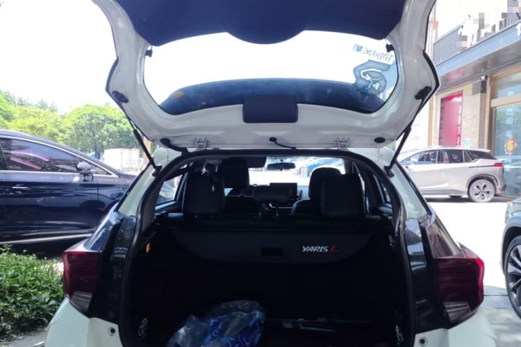 Used Toyota YARiS L Zhi Xuan 2021 X-Trail 1.5L CVT Luxury Edition Trunk