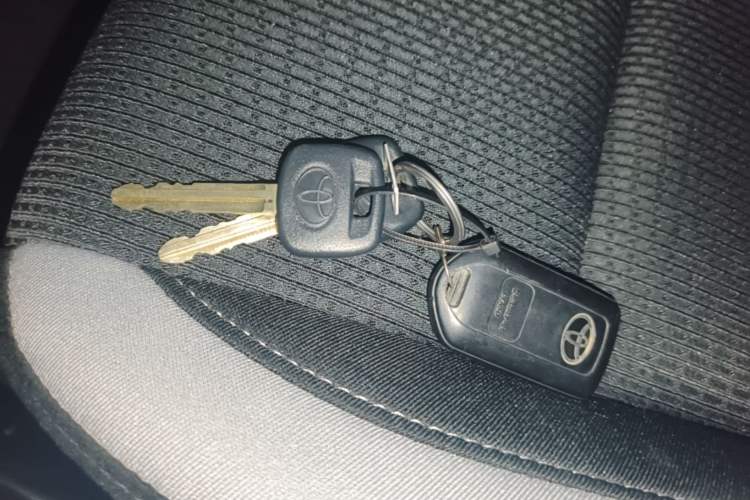 Used Toyota YARiS L Zhi Xuan 2021 1.5L CVT Leading Edition Vehicle Key