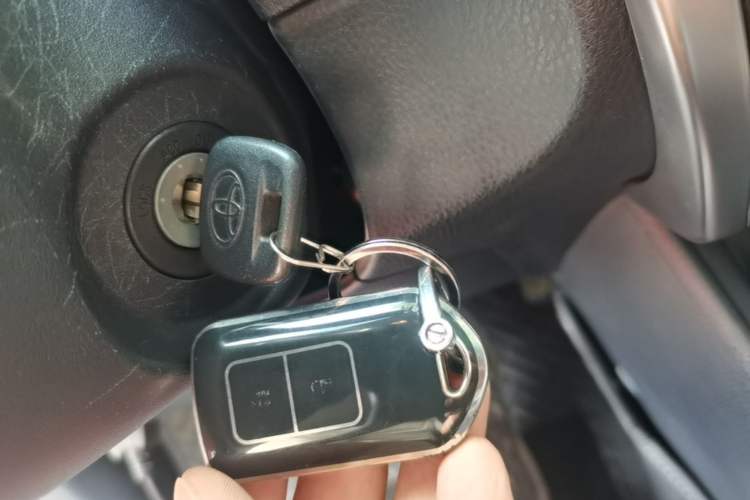 Used Toyota YARiS L Zhi Xuan 2021 X-Trail 1.5L CVT Leading Edition Vehicle Key
