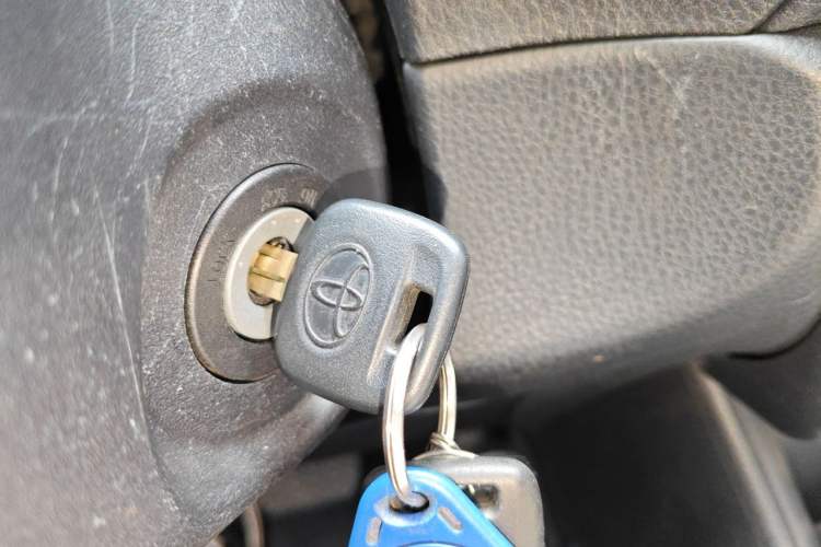 Used Toyota YARiS L Zhi Xuan 2021 X-Trail 1.5L CVT Leading Edition Vehicle Key