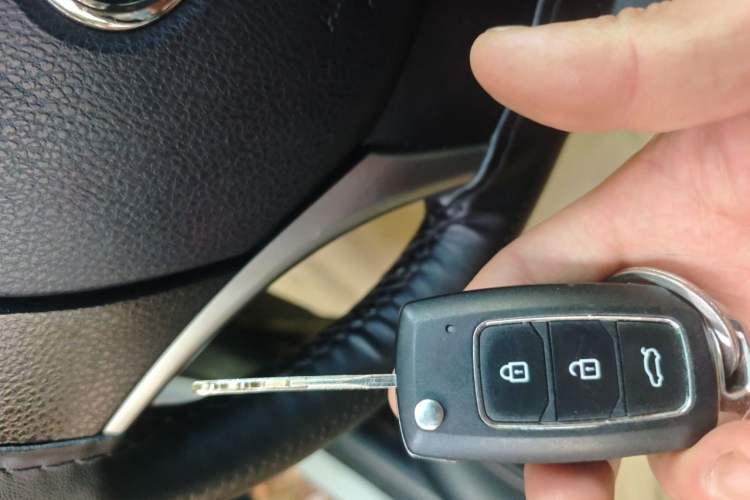 Used Toyota YARiS L Zhi Xuan 2021 X-Trail 1.5L CVT Luxury Edition Vehicle Key