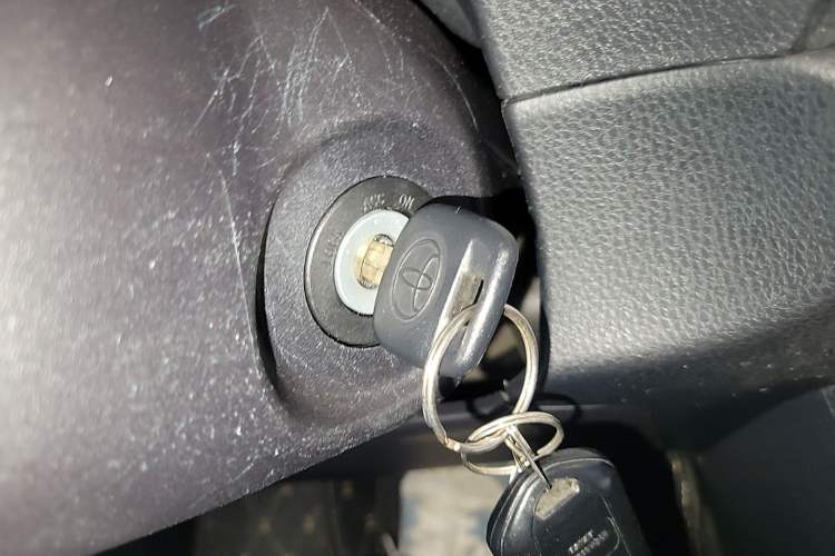 Used Toyota YARiS L Zhi Xuan 2021 X-Trail 1.5L CVT Luxury Edition Vehicle Key