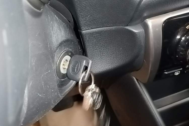Used Toyota YARiS L Zhi Xuan 2021 X-Trail 1.5L CVT Leading Edition Vehicle Key